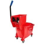 MOP BUCKET RED 35 QT - Image 2